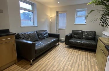 Kimbolton Avenue, Radford, Nottingham - Image 2